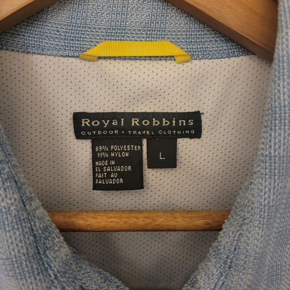 Royal Robbins Men's Light Blue Checkered Shirt - Picture 2 of 4